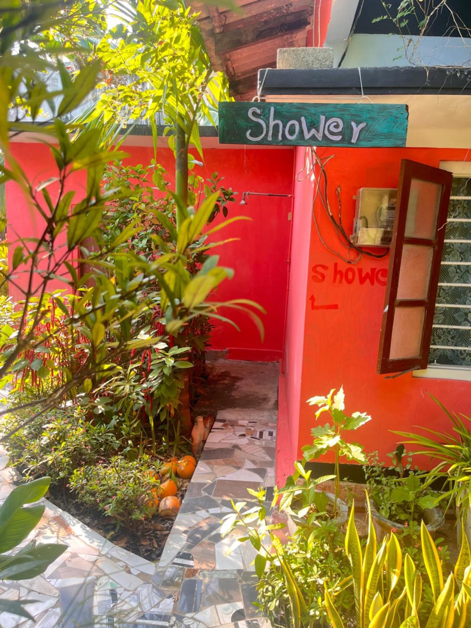 Lobster Inn Trincomalee Ngoại thất bức ảnh