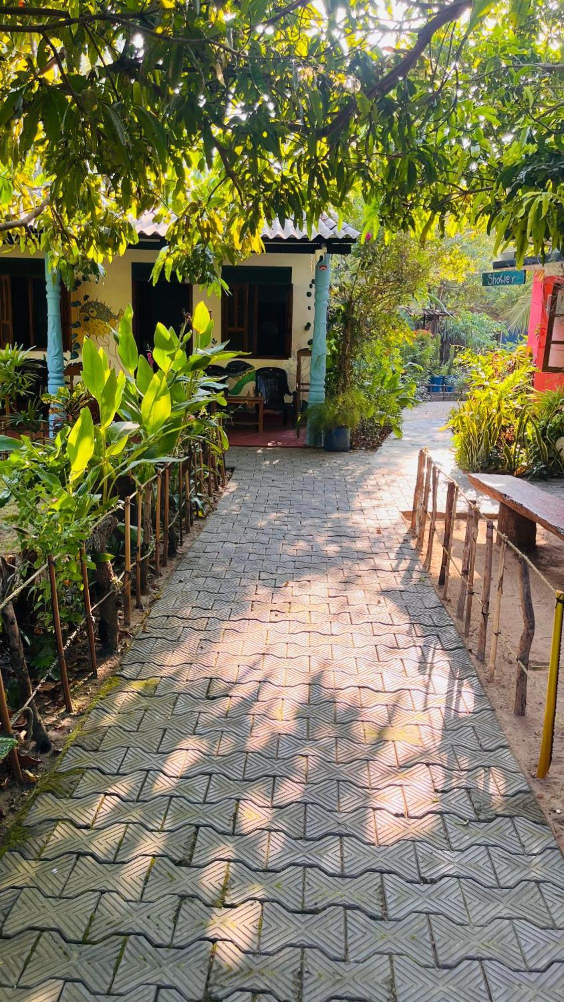Lobster Inn Trincomalee Ngoại thất bức ảnh