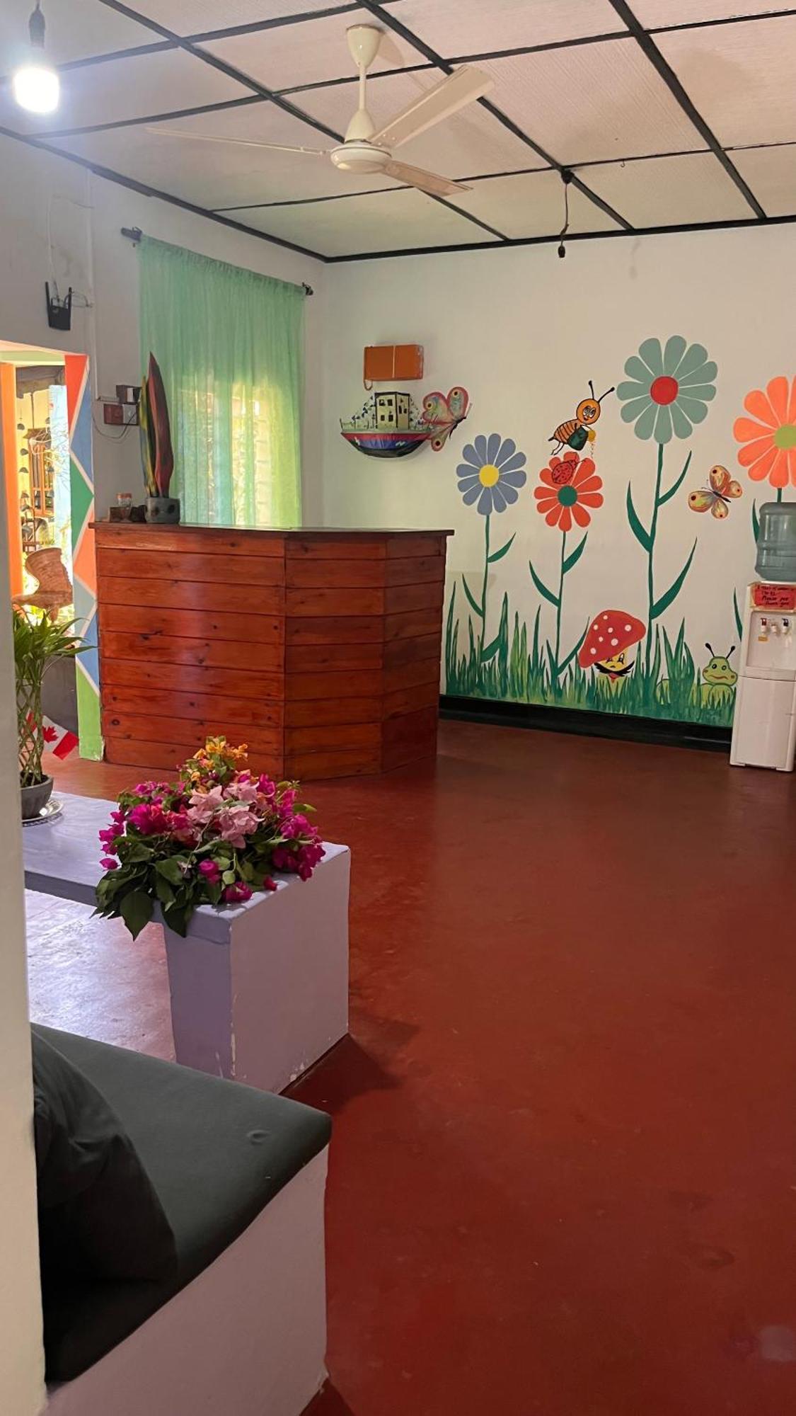 Lobster Inn Trincomalee Ngoại thất bức ảnh