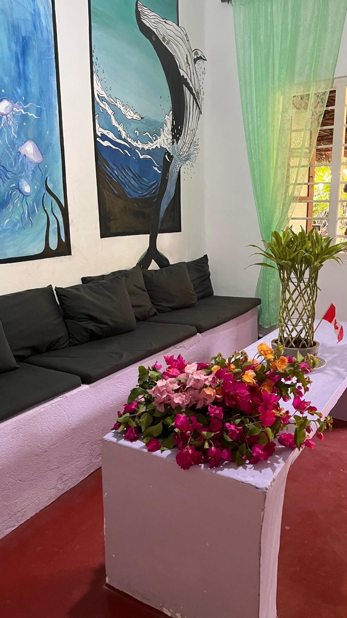 Lobster Inn Trincomalee Ngoại thất bức ảnh