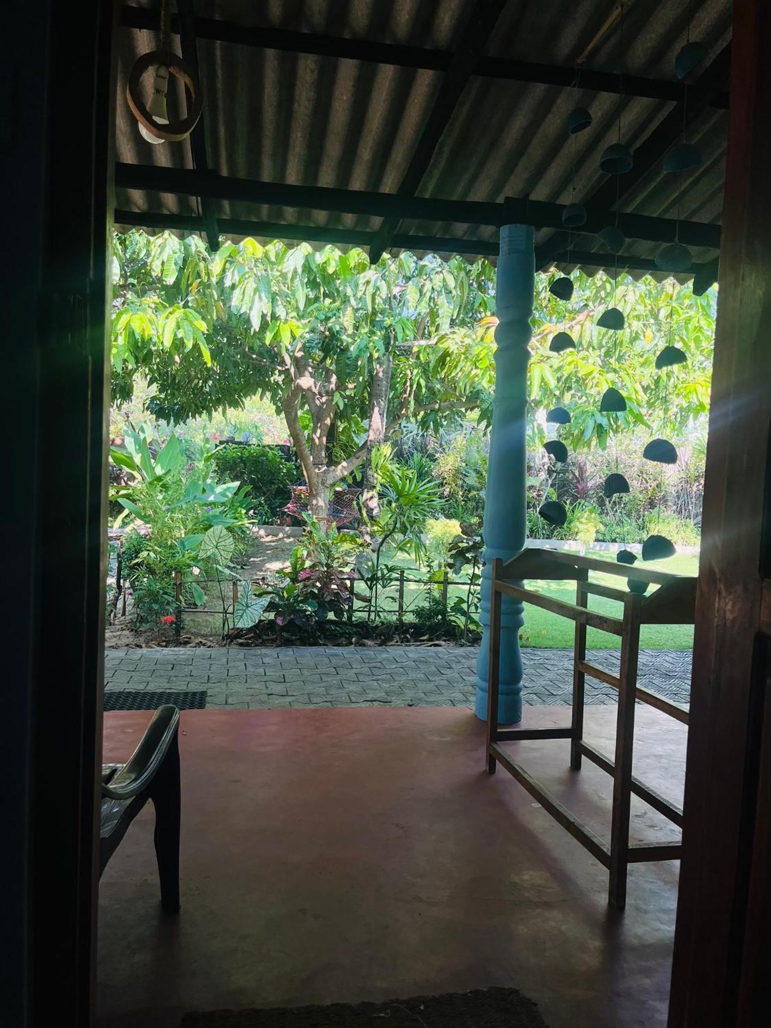Lobster Inn Trincomalee Ngoại thất bức ảnh