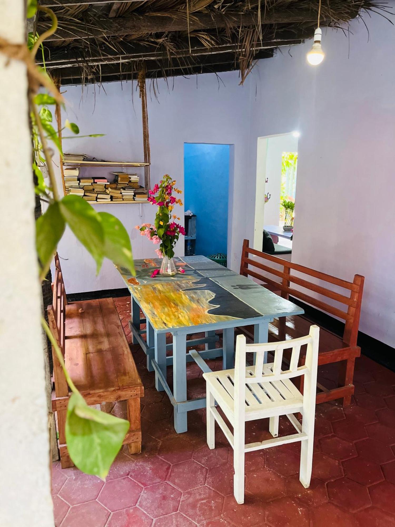 Lobster Inn Trincomalee Ngoại thất bức ảnh